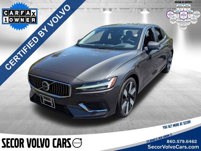 2023 Volvo S60 Recharge Plug-In Hybrid Ultimate Bright Theme