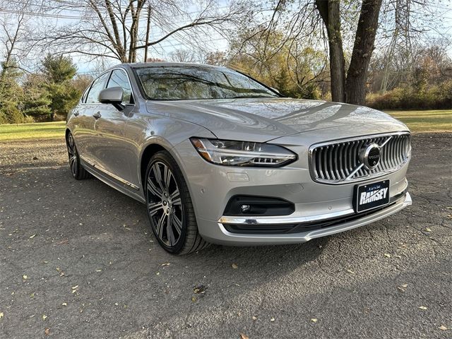 2023 Volvo S90 Plus