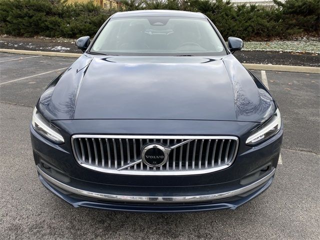 2023 Volvo S90 Plus