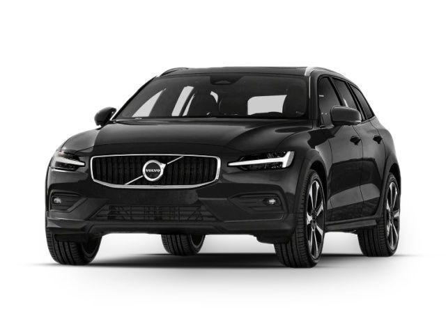 2023 Volvo V60 Cross Country Plus