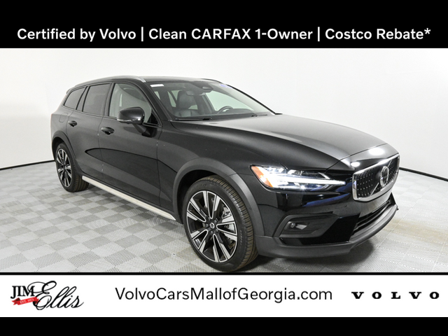 2023 Volvo V60 Cross Country Ultimate