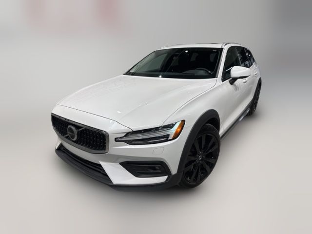 2023 Volvo V60 Cross Country Ultimate