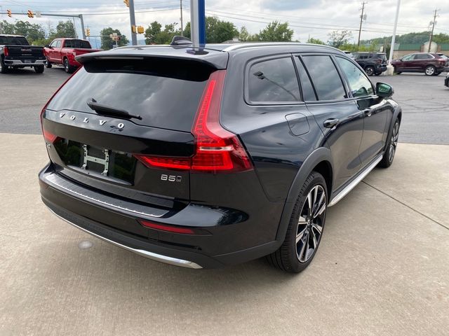 2023 Volvo V60 Cross Country Ultimate