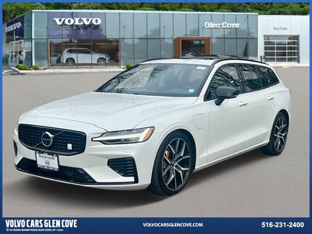 2023 Volvo V60 Recharge Plug-In Hybrid Polestar Engineered