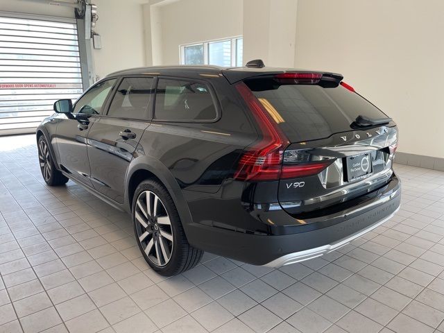 2023 Volvo V90 Cross Country Ultimate