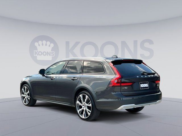 2023 Volvo V90 Cross Country Ultimate