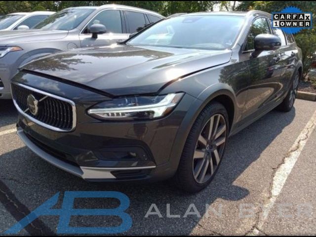 2023 Volvo V90 Cross Country Ultimate