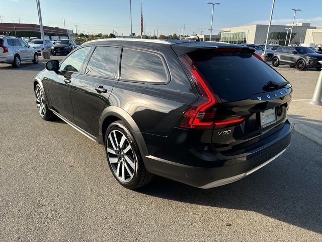 2023 Volvo V90 Cross Country Ultimate