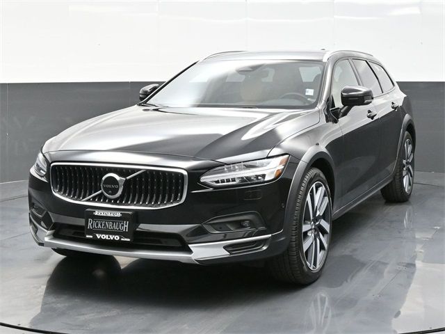 2023 Volvo V90 Cross Country Ultimate