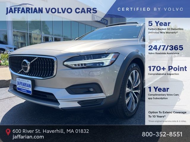 2023 Volvo V90 Cross Country Plus