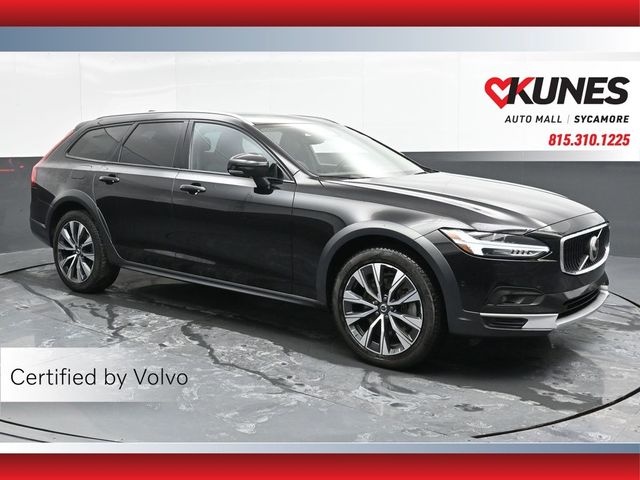 2023 Volvo V90 Cross Country Plus