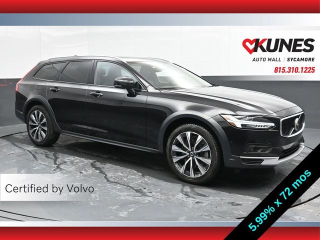 2023 Volvo V90 Cross Country Plus