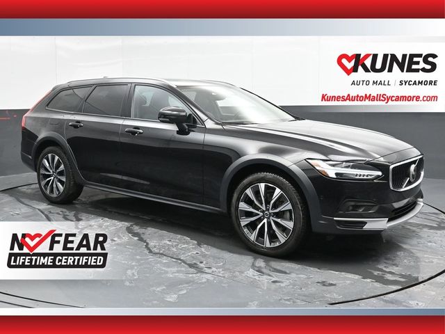 2023 Volvo V90 Cross Country Plus