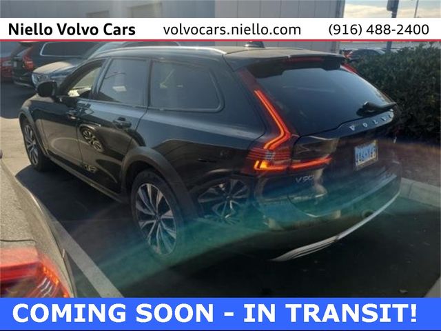 2023 Volvo V90 Cross Country Plus