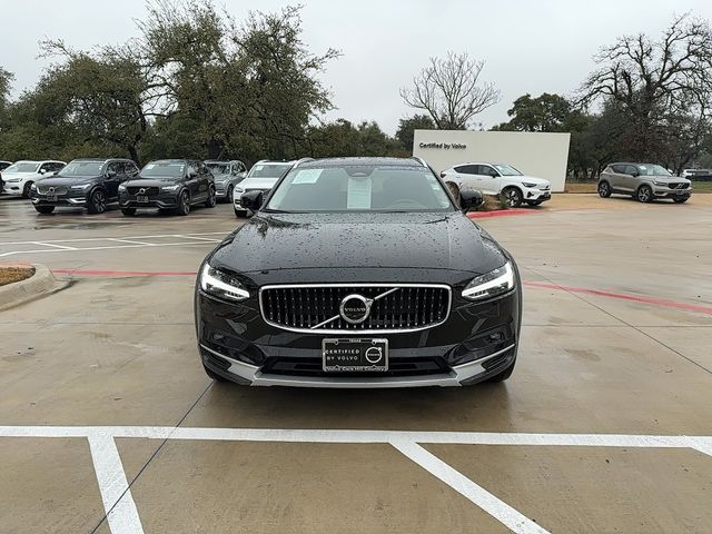 2023 Volvo V90 Cross Country Plus