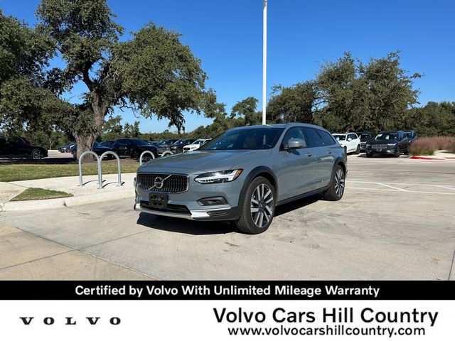 2023 Volvo V90 Cross Country Ultimate