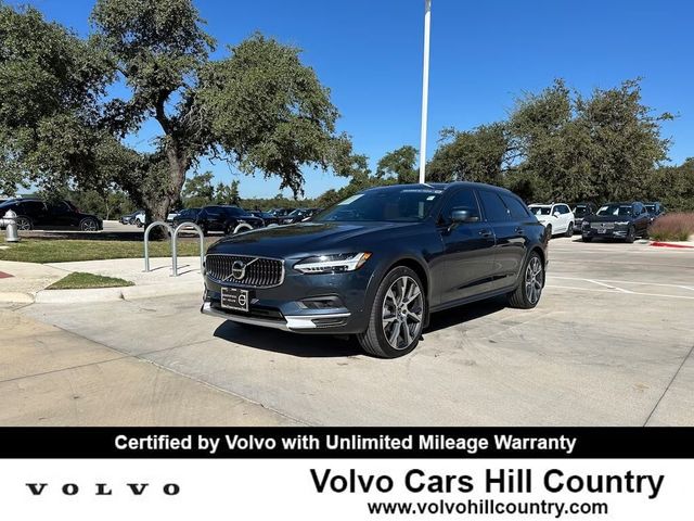 2023 Volvo V90 Cross Country Ultimate