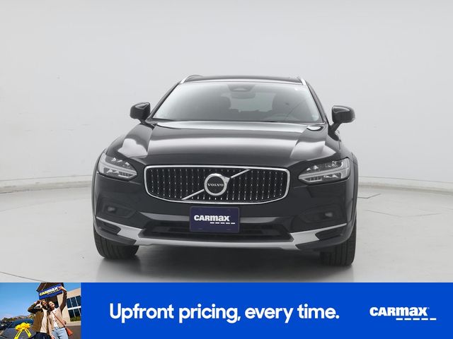 2023 Volvo V90 Cross Country Plus