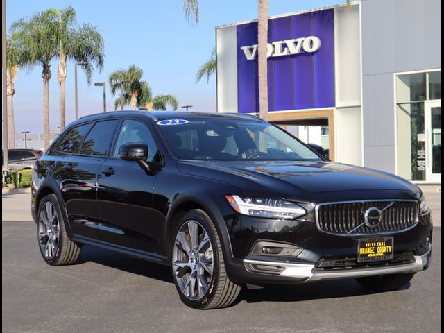 2023 Volvo V90 Cross Country Ultimate