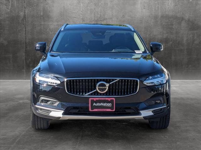 2023 Volvo V90 Cross Country Ultimate