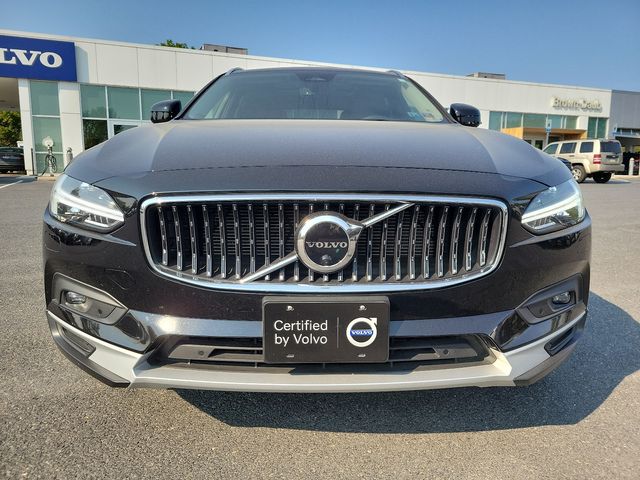 2023 Volvo V90 Cross Country Ultimate