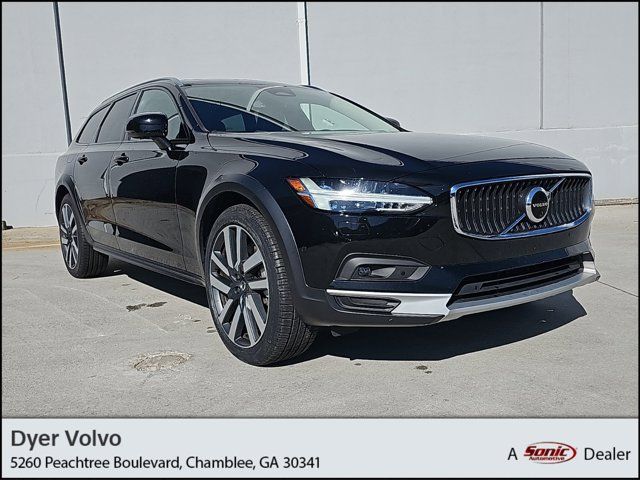 2023 Volvo V90 Cross Country Ultimate