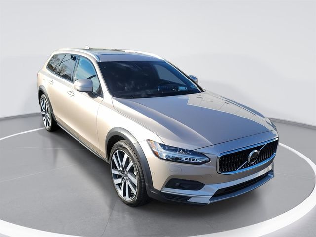 2023 Volvo V90 Cross Country Ultimate