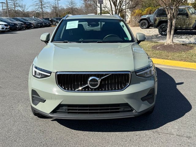 2023 Volvo XC40 Core
