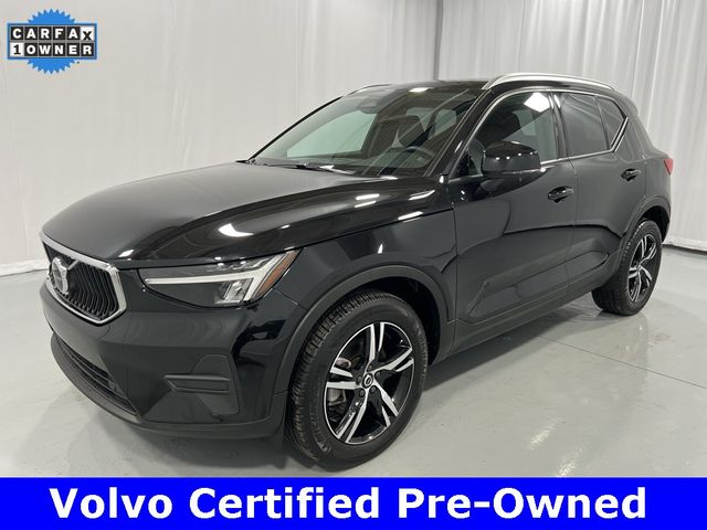 2023 Volvo XC40 Core