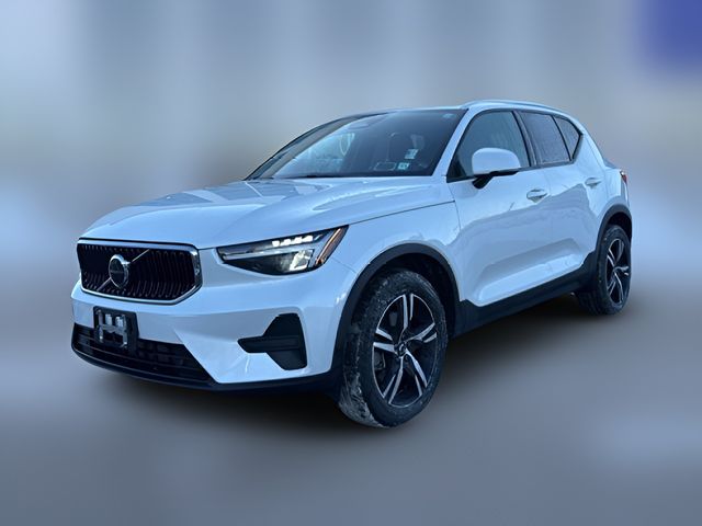 2023 Volvo XC40 Core