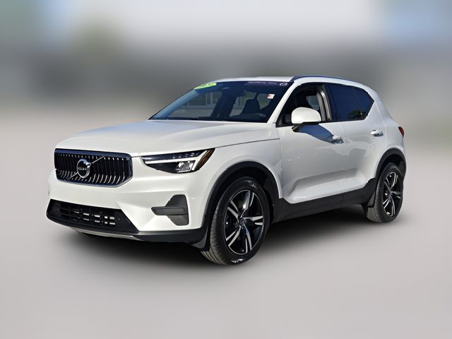 2023 Volvo XC40 Core