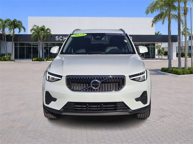 2023 Volvo XC40 Core