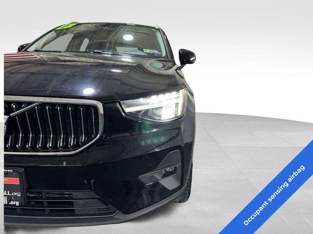 2023 Volvo XC40 Plus Bright Theme
