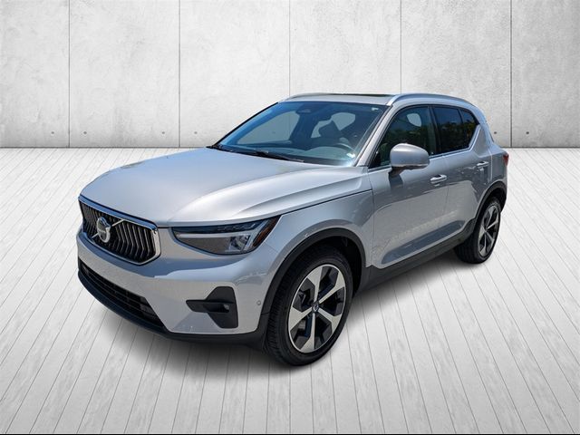 2023 Volvo XC40 Plus Bright Theme