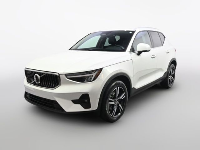 2023 Volvo XC40 Plus Bright Theme