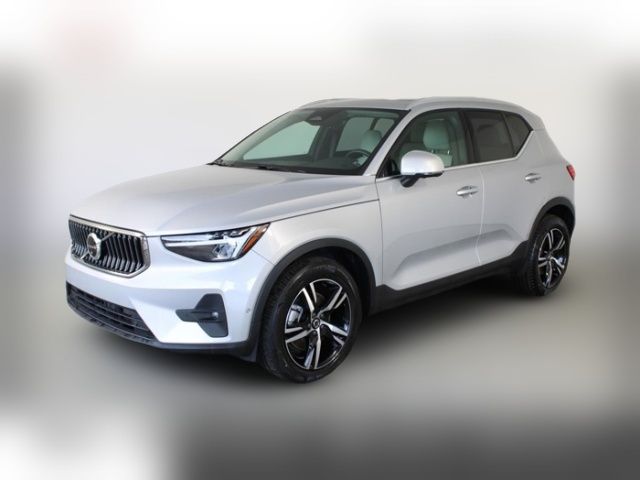 2023 Volvo XC40 Plus Bright Theme