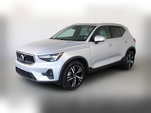 2023 Volvo XC40 Plus Bright Theme