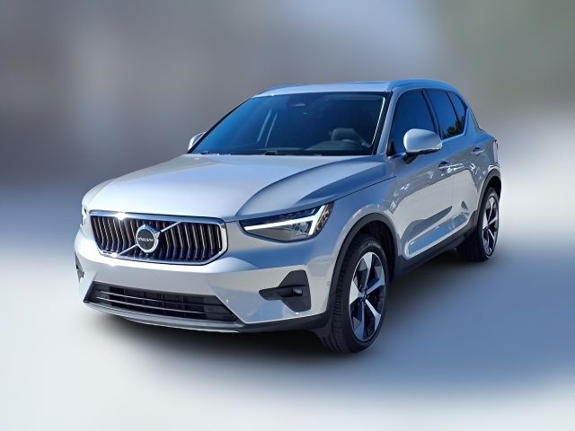 2023 Volvo XC40 Plus Bright Theme