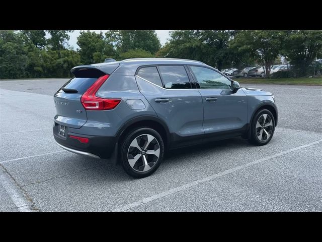 2023 Volvo XC40 Plus Bright Theme