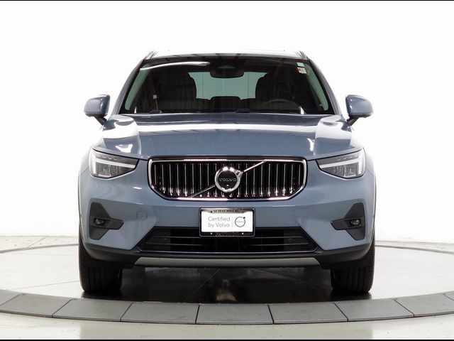 2023 Volvo XC40 Plus Bright Theme