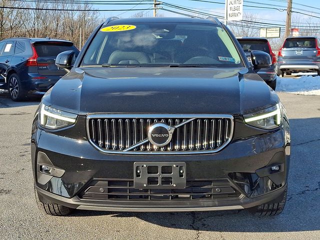 2023 Volvo XC40 Plus Bright Theme