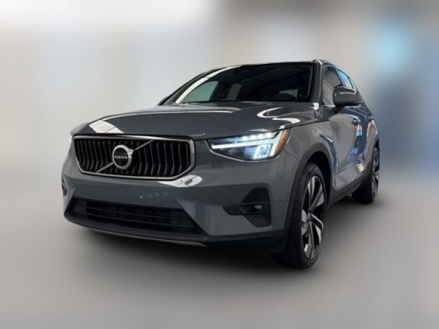 2023 Volvo XC40 Plus Bright Theme