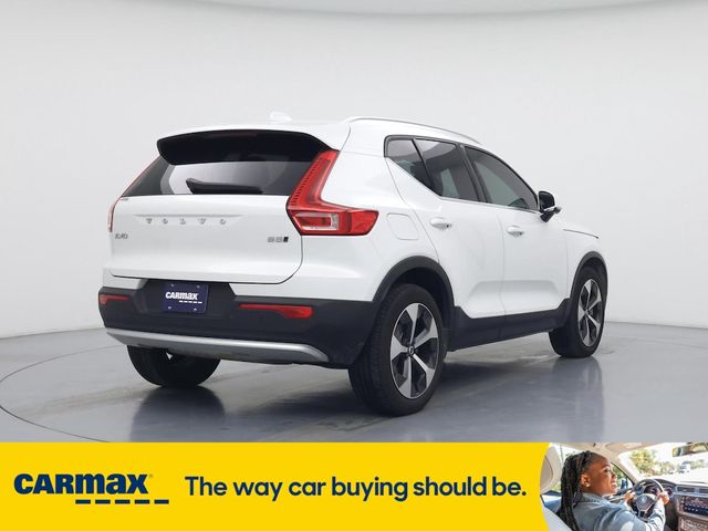 2023 Volvo XC40 Plus Bright Theme