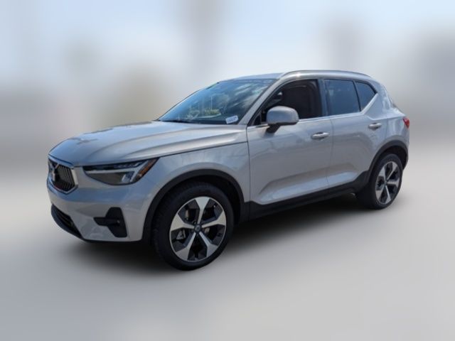 2023 Volvo XC40 Plus Bright Theme