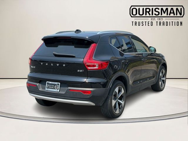 2023 Volvo XC40 Plus Bright Theme