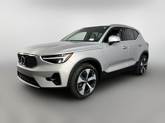 2023 Volvo XC40 Plus Bright Theme