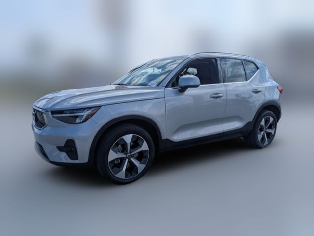 2023 Volvo XC40 Plus Bright Theme