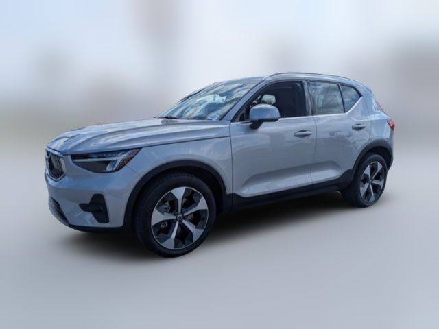 2023 Volvo XC40 Plus Bright Theme