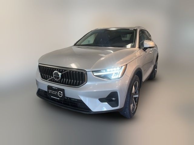 2023 Volvo XC40 Plus Bright Theme