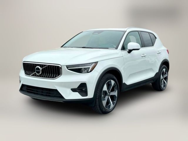 2023 Volvo XC40 Plus Bright Theme